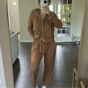 Brown Pajama Set with Collared Neckline and Relaxed Fit